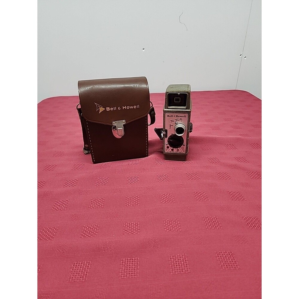 Vintage Bell & Howell "22" 8mm Movie Camera And Case Untested